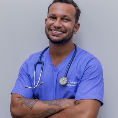Head shot of Dr. Michael Brown